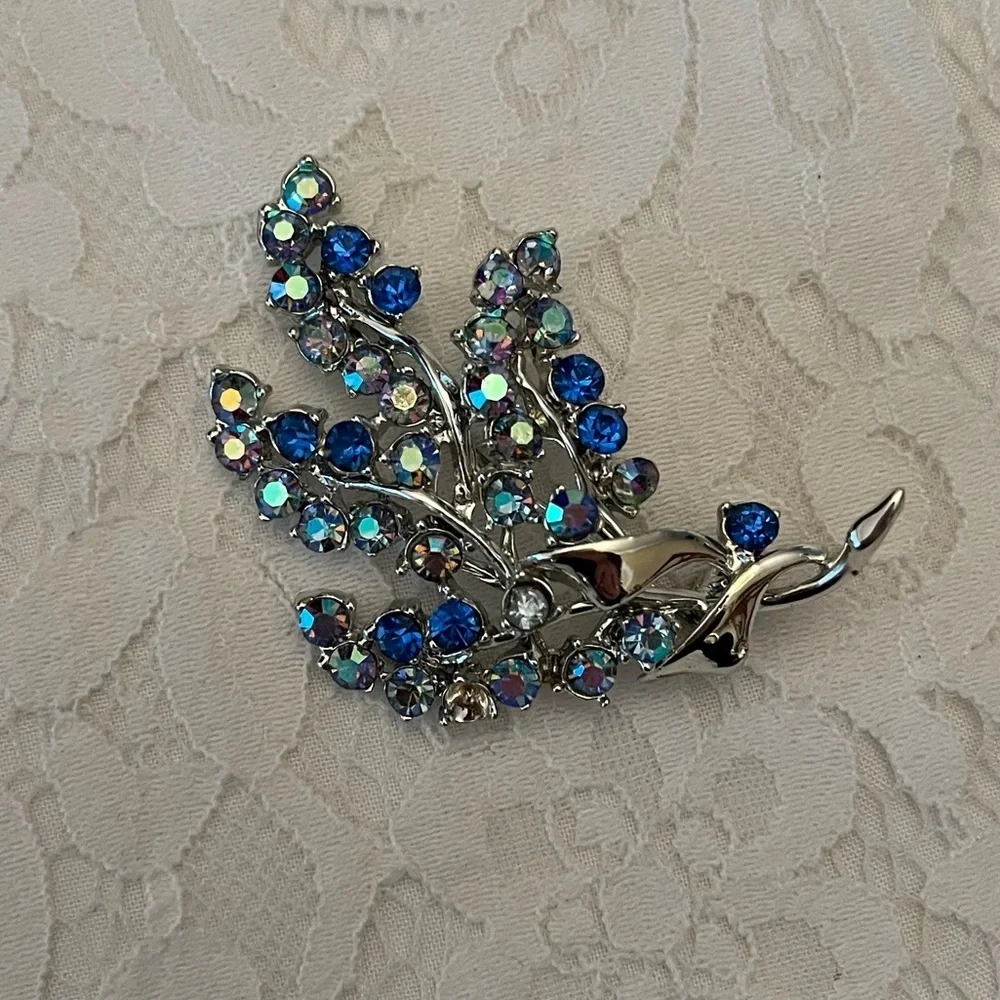 Blue & Aurora Borealis Crystal Floral Spray Brooch Silver Tone Vintage Style
